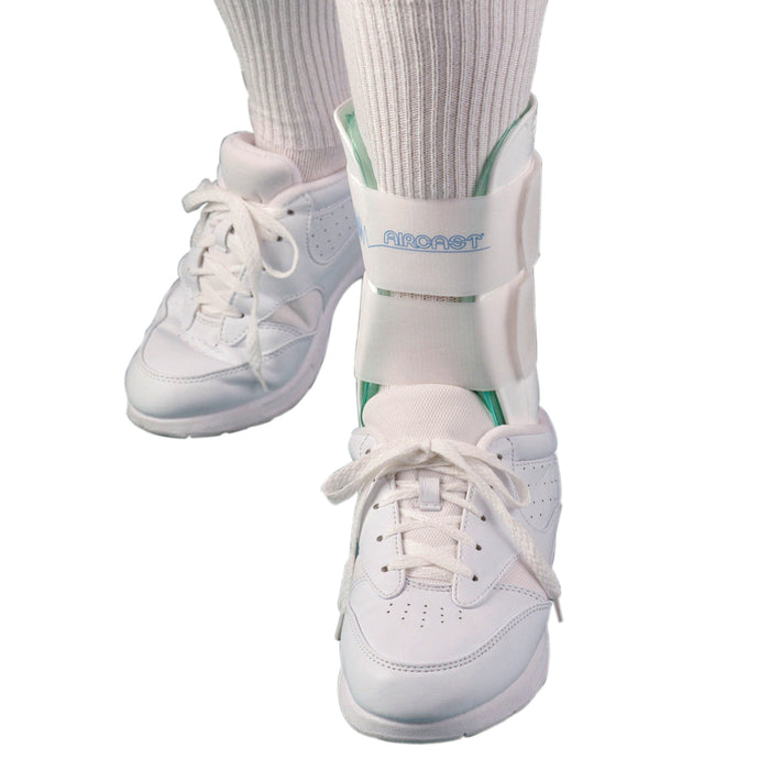 AirCast 02CL Air Stirrup Ankle Brace 02C Small Ankle, Left