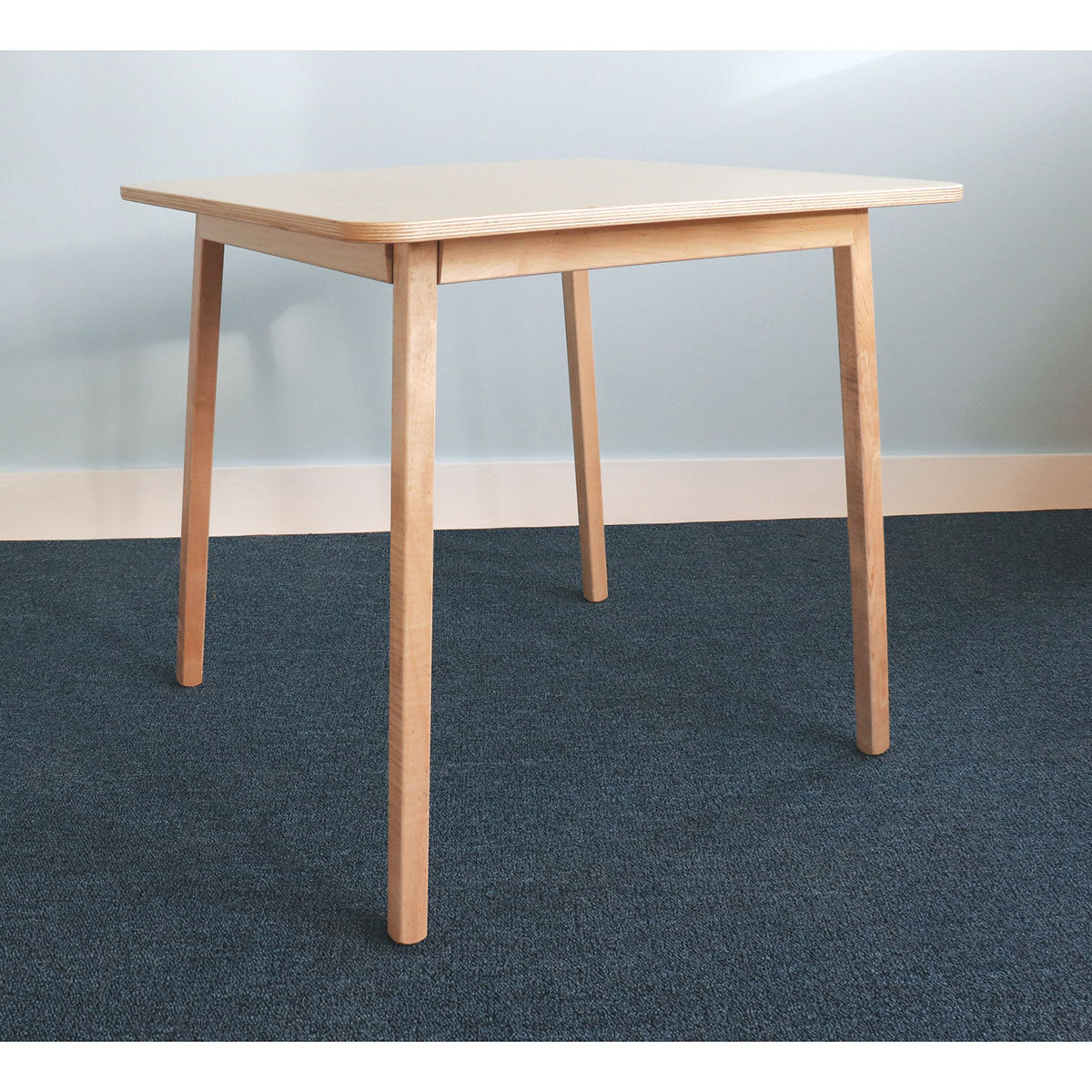 Stand up table